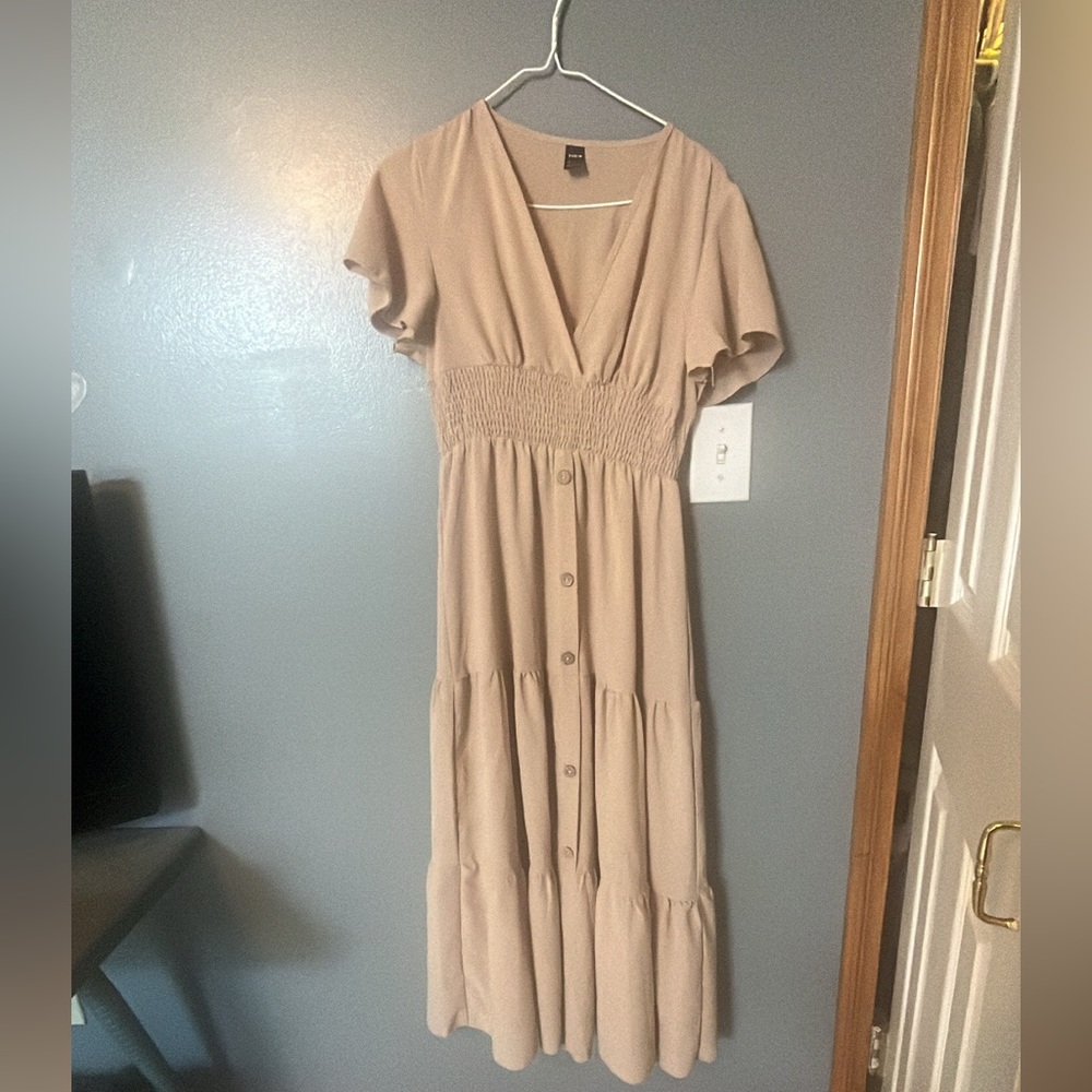 Short Sleeve long tan dress